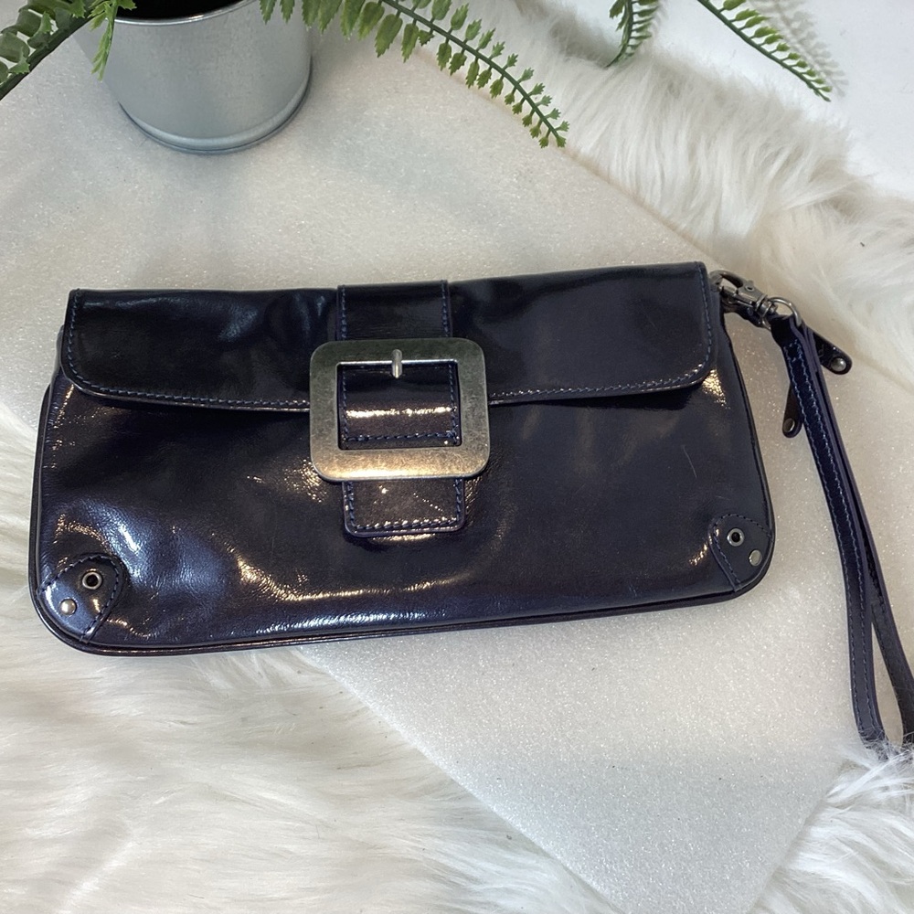 BOCONI PATENT LEATHER CLUTCH WRISTLET HANDBAG PLUM